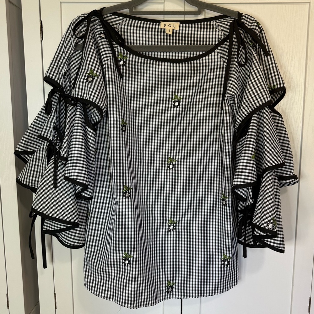 POL Gingham Embroidered Ruffle Sleeve Blouse Black White Floral Cottagecore S
